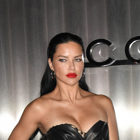 Adriana Lima assiste à la soirée de lancement de la montre "Big Bang DJ Snake" de Hublot à l'Accor Arena. Paris, le 2 septembre 2021. © Coadic Guirec/Bestimage