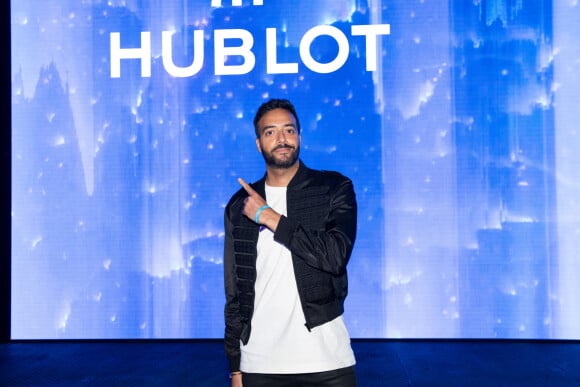Tarek Boudali assiste à la soirée lancement de la montre Hublot x DJ Snake à l'Accor Arena. Paris, le 2 septembre 2021.