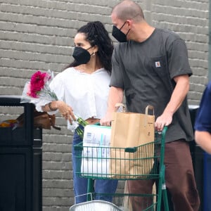 Exclusif - Zoë Kravitz et son nouveau compagnon Channing Tatum dans un supermarché dans le nord de l'État de New York, le 23 août 2021.