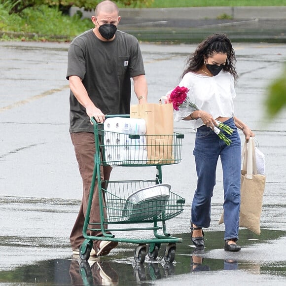 Exclusif - Zoë Kravitz et son nouveau compagnon Channing Tatum dans un supermarché dans le nord de l'État de New York, le 23 août 2021.
