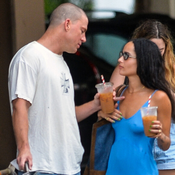 Exclusif - Channing Tatum et Zoë Kravitz se rapprochent lors d'une balade dans les rues de New York City, le 19 août 2021.