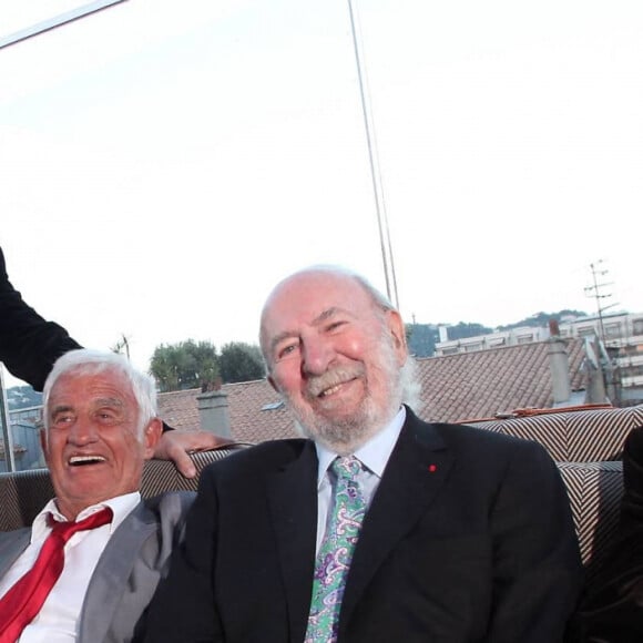 Exclusif - Gilles Lellouche, Jean Dujardin, Jean-Paul Belmondo, Jean-Pierre Marielle, Pierre Vernier - Soirée de Gala caritative au profit de l'association "Des Cantines Scolaires pour les Enfants du Sahel" à Cannes au Five Seas Hotel, le 31 mai 2014.