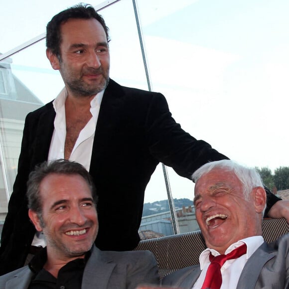 Exclusif - Gilles Lellouche, Jean Dujardin, Jean-Paul Belmondo - Soirée de Gala caritative au profit de l'association "Des Cantines Scolaires pour les Enfants du Sahel" à Cannes au Five Seas Hotel.