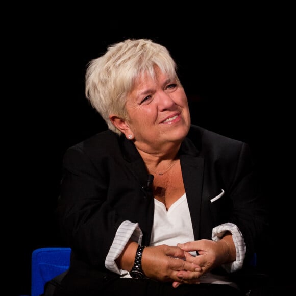 Exclusif - Mimie Mathy - Enregistrement de l'émission "La Boîte à secrets 4" à Paris, présentée par F.Bollaert, et diffusée le 10 avril sur France 3. Le 23 janvier 2020 © Tiziano Da Silva / Bestimage