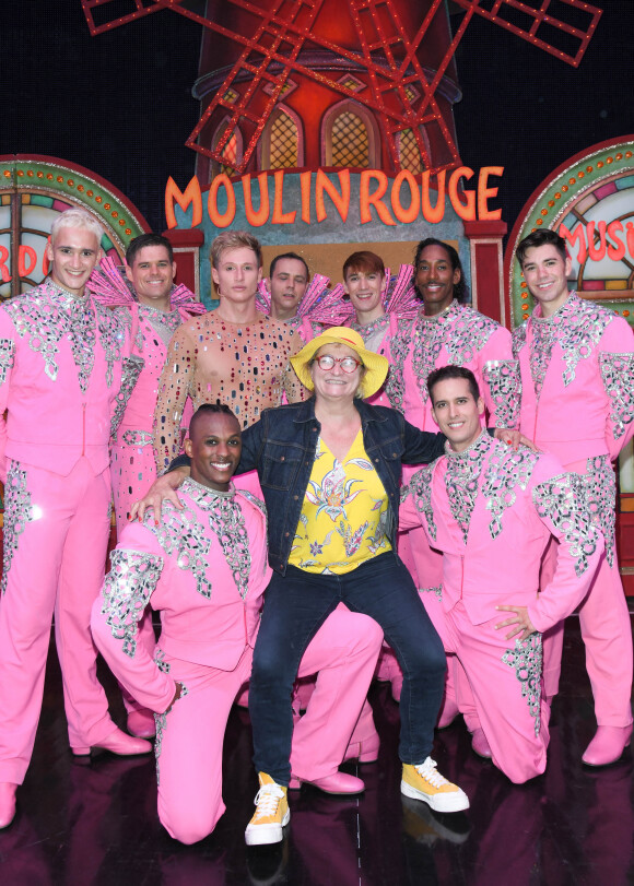 Christine Bravo - People à la soirée de réouverture du Moulin Rouge à Paris. © Coadic Guirec / Bestimage