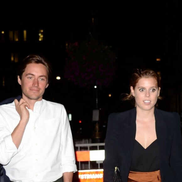 La princesse Beatrice d'York et son fiancé Edoardo Mapello Mozzi arrivent au club "Annabel's" à Londres, le 10 juillet 2019.