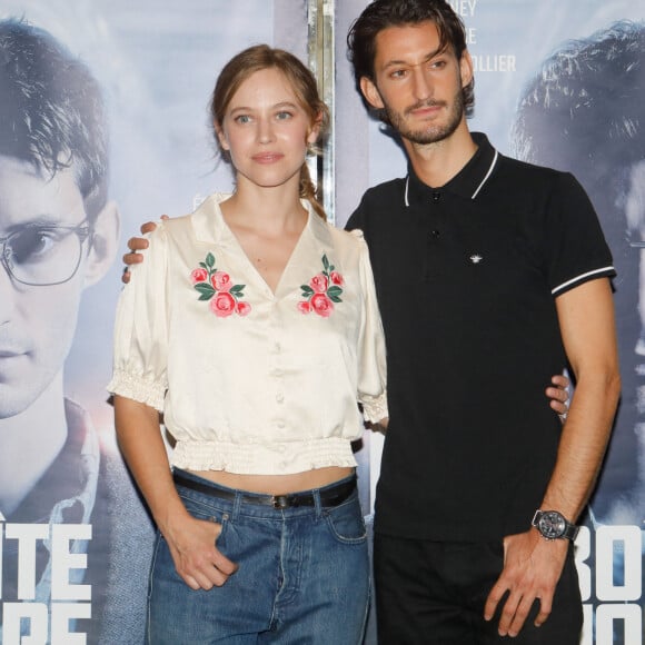 Lou de Laâge, Pierre Niney - Avant-première du film "Boîte noire" à l'UGC Ciné Cité les Halles à Paris, le 6 septembre 2021. © Christophe Clovis / Bestimage