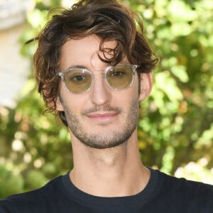 Pierre Niney - Photocall du film "Boîte noire" - 14e Festival du Film Francophone d'Angoulême. Le 29 août 2021. © Coadic Guirec / Bestimage