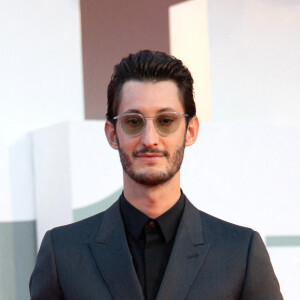 Pierre Niney - Red carpet du film "Amants" lors de la 77e édition du Festival international du film de Venise, la Mostra, le 3 septembre 2020. © Imagespace via ZUMA Wire / Bestimage