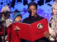 Michelle Obama toujours lookée : Avec ses filles et son mari Barack, elle adore... nous raconter des histoires !