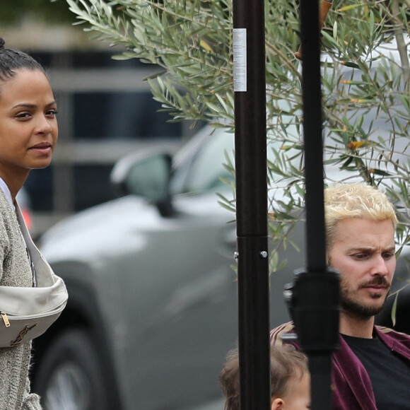 Semi-Exclusif - Matt Pokora (M. Pokora), sa femme Christina Milian et leur fils Isaiah sont allés déjeuner au restaurant Mauro's Cafe à West Hollywood, Los Angeles, le 7 juin 2021.