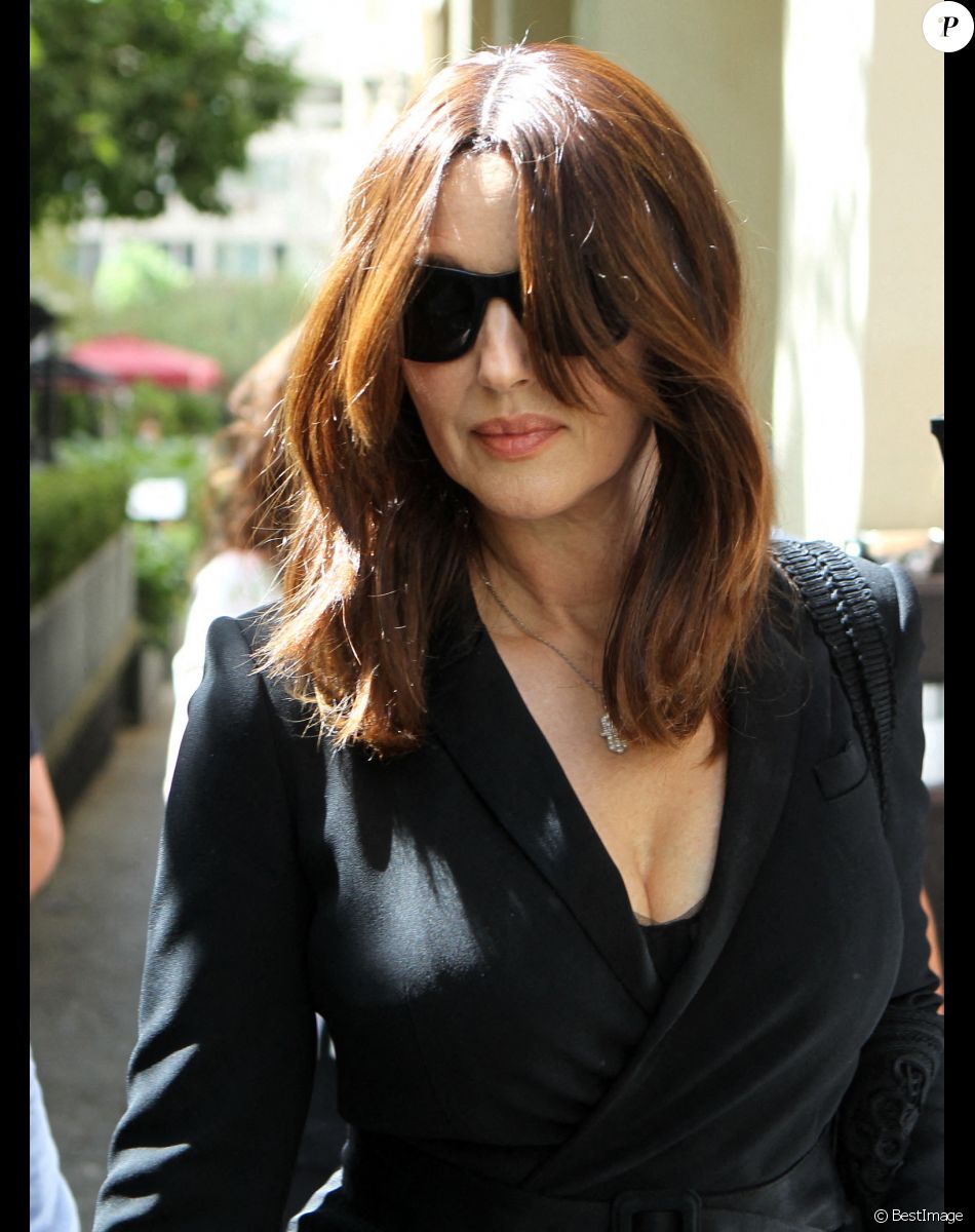 Monica Bellucci arrive à la conférence de presse de la pièce de théâtre "Maria Callas" à Athènes, qu'elle jouera sur la scène du théâtre Herodion. Le 19 septembre 2021 © Aristidis Vafeiadakis / Zuma Press / Bestimage