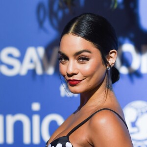 Vanessa Hudgens assiste au gala d'été Unicef x Luisaviaroma à Porto Cervo en Italie, le 9 août 2019.