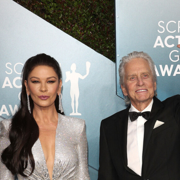 Michael Douglas et sa femme Catherine Zeta-Jones - 26ème cérémonie annuelle des "Screen Actors Guild Awards" ("SAG Awards") au "Shrine Auditorium" à Los Angeles, le 19 janvier 2020. 