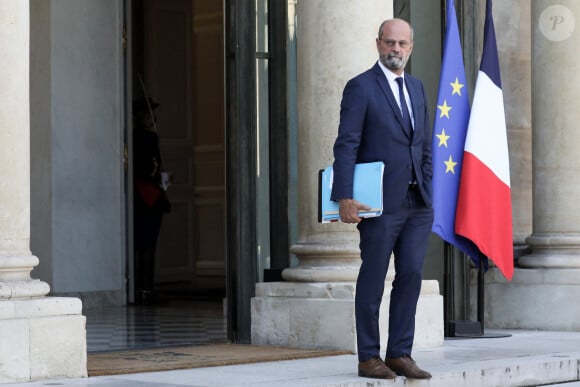 Jean-Michel Blanquer, ministre de l'Éducation à la sortie du conseil des ministres, le 22 septembre 2021, au palais de l'Elysée, à Paris. © Stéphane Lemouton/Bestimage