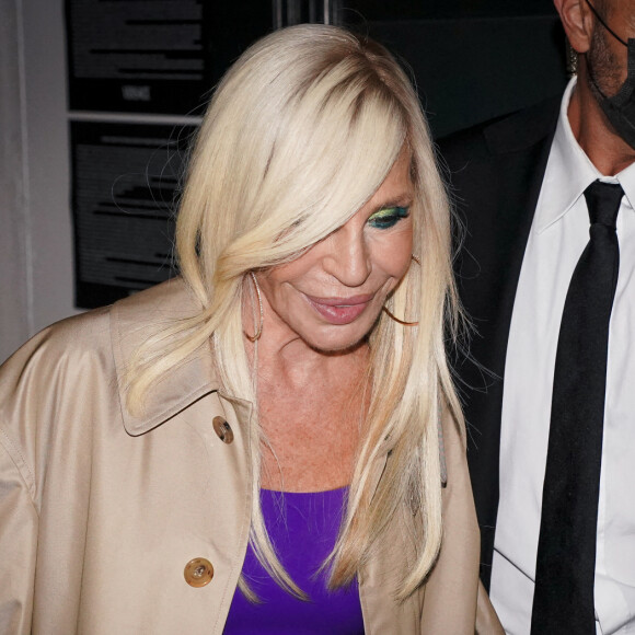 Donatella Versace à la soirée organisée pour le lancement de la collection Fendace créée par la collaboration entre les maisons de couture Fendi et Versace lors de la Fashion Week printemps/été 2022 de Milan, Italie, le 26 septembre 2021. © Marco Piraccini/Mondadori Portfolio/Zuma Press/Bestimage