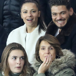 Rayane Bensetti et Denitsa Ikonomova - People au match de football PSG (Paris-Saint-Germain) - Lille (LOSC) au Parc des Princes à Paris, le 2 novembre 2018.