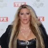 Loana relookée : elle dévoile sa transformation capillaire... et un décolleté plongeant