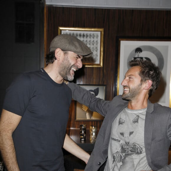 Exclusif - Grégory Fitoussi et Frédéric Diefenthal assistent au défilé de mode Tania Valenti à l'hôtel Sofitel. Paris, le 30 septembre 2021 © Christophe Aubert via Bestimage