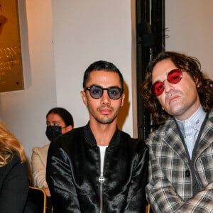 Djanis Bouzyani et Nicolas Maury assistent au défilé de mode Lanvin, collection prêt-à-porter printemps/été 2022 à la Salle Pleyel. Paris, le 3 octobre 2021. © Veeren Ramsamy-Christiophe Clovis/Bestimage