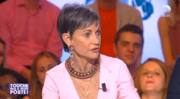 Isabelle Morini-Bosc dans "Touche pas à mon poste", lundi 17 février 2014. Elle raconte quelques souvenirs marquants de son passage dans "Pékin Express".