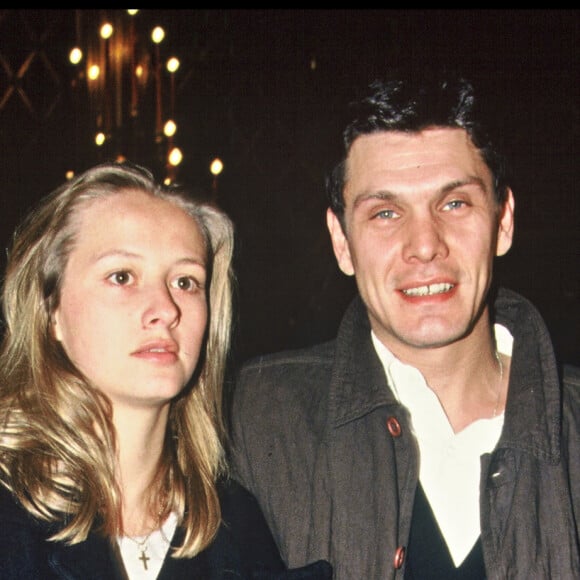Archives - Marc Lavoine et Sarah Poniatowski lors d'une soirée à Paris. 1994.