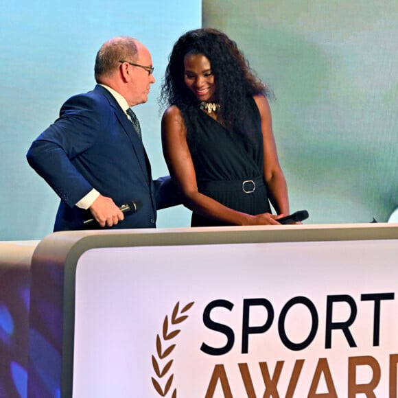 Le prince Albert II de Monaco et Muriel Hurtis durant la soirée de la 32ème édition des Sportel Awards au Grimaldi Forum à Monaco, le 5 octobre 2021. © Bruno Bebert/Bestimage