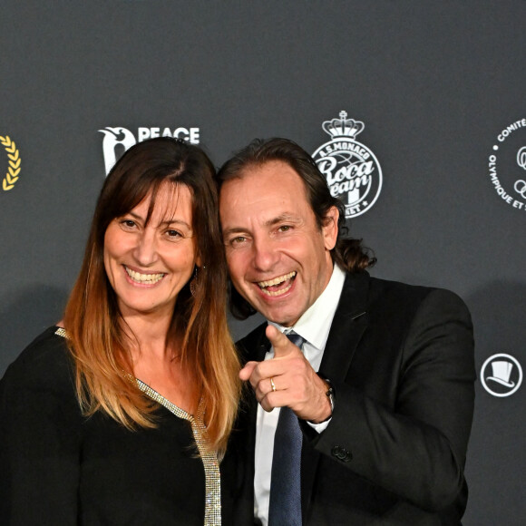 Philippe Candeloro et sa femme Olivia durant la soirée de la 32ème édition des Sportel Awards au Grimaldi Forum à Monaco, le 5 octobre 2021. © Bruno Bebert/Bestimage