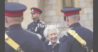 Elizabeth II de retour à Windsor : toute pimpante, elle dévoile un maquillage râté