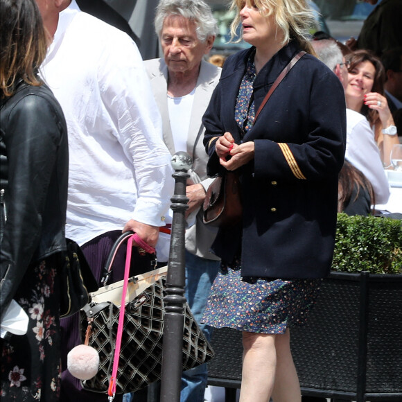 Exclusif - Roman Polanski et sa femme, Emmanuelle Seigner, déjeunent au restaurant l'Avenue à Paris, le 29 juin 2020.