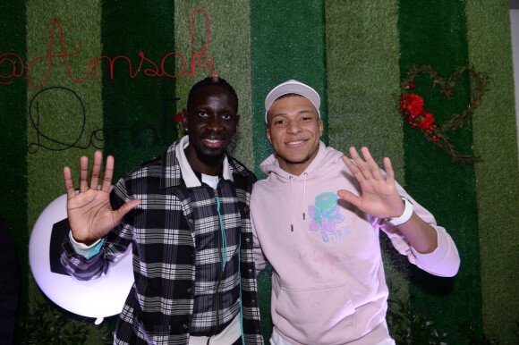 Exclusif - Mamadou Sakho et Kylian Mbappé au premier goûter des étoiles au profit de l'association AMSAK à l'Orangerie au Jardin d'acclimatation à Paris, France, le 1er mars 2020. AMSAK a pour vocation d'aider les enfants en difficulté dans le monde entier et plus particulièrement en France, en Angleterre et en Afrique. Ses domaines d'intervention sont l' Education, le Sport, la Santé, le Développement, l' Humanitaire et le Social. © Rachid Bellak/Bestimage  (No web pour la Belgique et la Suisse) Exclusive - Celebs attending "Le goûter des étoiles" benefit of the AMSAK association at the Orangerie at the Jardin d'Acclimatation in Paris, France, on March 1st, 2020.