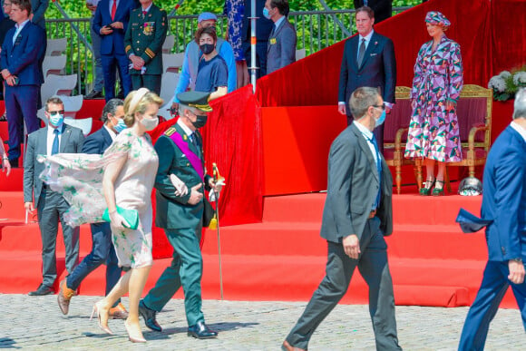 La princesse Delphine de Saxe Cobourg et son mari James O'Hare assistent aux célébrations de la fête nationale à Bruxelles, le 20 juillet 2021, en présence du roi Philippe et de la reine Mathilde de Belgique et du prince Laurent de Belgique.