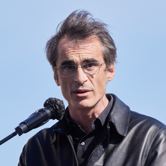 Raphaël Enthoven - Arrivées des people à la manifestation de soutien à la famille de Sarah Halimi sur la place du Trocadéro à Paris le 25 avril 2021.