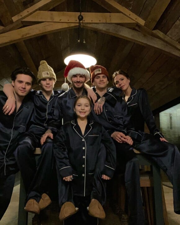 Victoria et David Beckham en famille, avec leurs enfants Brooklyn, Cruz, Romeo et Harper, Instagram, décembre 2020.