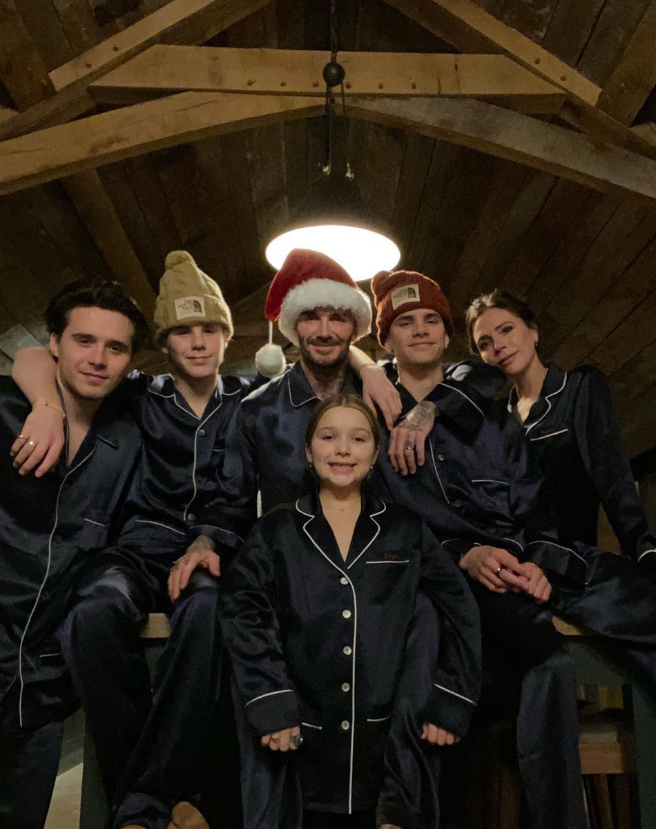 Victoria et David Beckham en famille, avec leurs enfants Brooklyn, Cruz, Romeo et Harper, Instagram, décembre 2020.