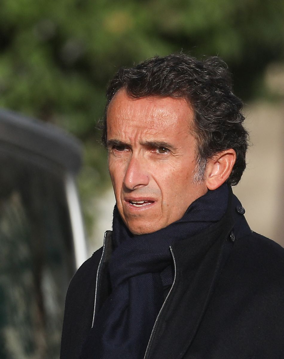 Alexandre Bompard - Arrivées aux obsèques de Etienne Mougeotte en l'église Saint-François-Xavier à Paris. Le 13 octobre 2021 © Jacovides-Clovis / Bestimage