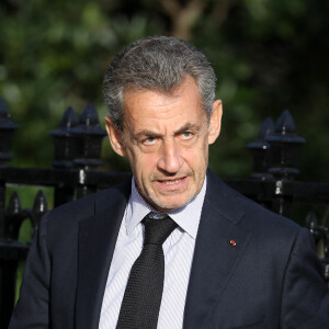 Nicolas Sarkozy - Arrivées aux obsèques de Etienne Mougeotte en l'église Saint-François-Xavier à Paris. Le 13 octobre 2021 © Jacovides-Clovis / Bestimage