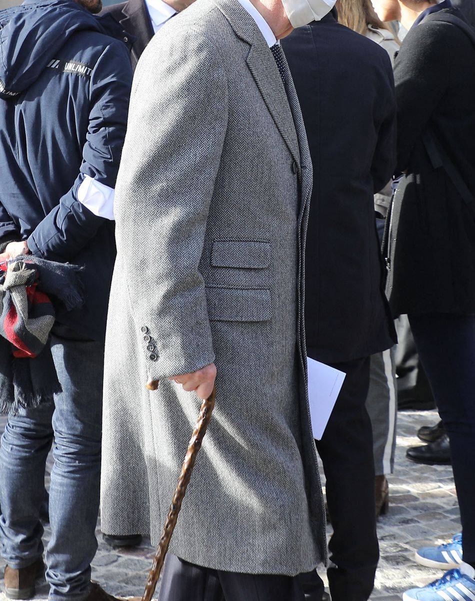 Edouard Balladur - Sorties des obsèques d'Etienne Mougeotte en l'église Saint-François-Xavier à Paris. Le 13 octobre 2021. © Jacovides-Clovis / Bestimage