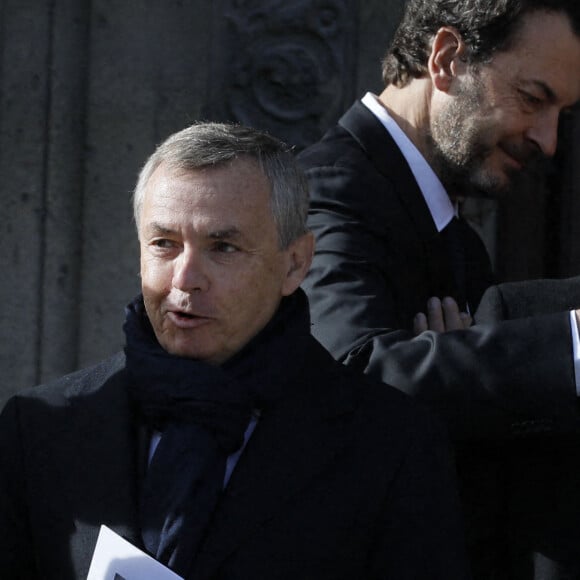 Laurent-Eric Lelay, Michel Drucker - Sorties des obsèques d'Etienne Mougeotte en l'église Saint-François-Xavier à Paris. Le 13 octobre 2021. © Jacovides-Clovis / Bestimage