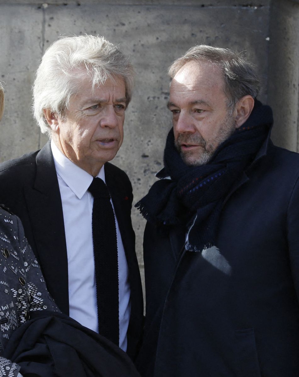 Xavier Couture - Sorties des obsèques d'Etienne Mougeotte en l'église Saint-François-Xavier à Paris. Le 13 octobre 2021. © Jacovides-Clovis / Bestimage
