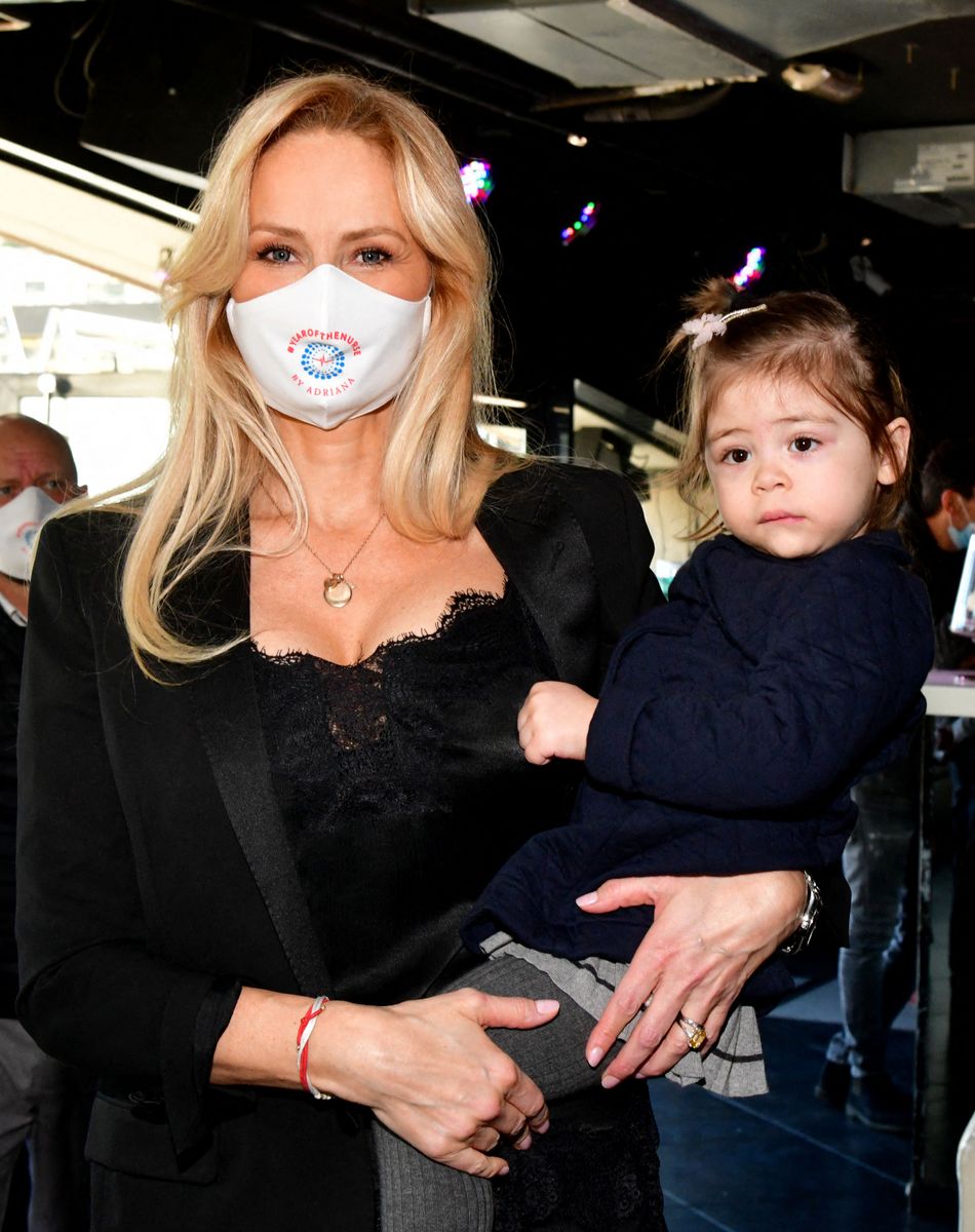 Exclusif - Adriana Karembeu Ohanian et sa fille Nina à l'occasion de l'année internationale de l'infirmière et de la sage-femme © Bruno Bebert / Bestimge