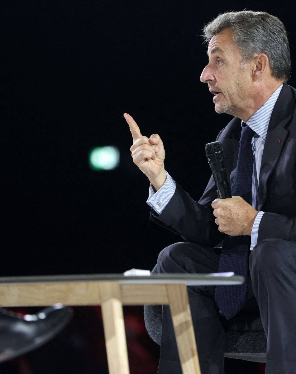 L'ancien président de la République française, Nicolas Sarkozy au 76ème congrès de l'Ordre des Experts Comptables au Parc des Expositions Bordeaux-Lac à Bordeaux, France, le 8 octobre 2021.
