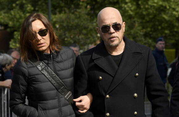 Zazie, Pascal Obispo - Obsèques de Maurane en l'église Notre-Dame des Grâces à Woluwe-Saint-Pierre en Belgique le 17 mai 2018.