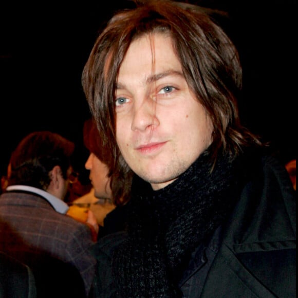 Fabien Cahen (à droite) et Thomas Dutronc au défilé de mode Francesco smalto 2005/2006. 