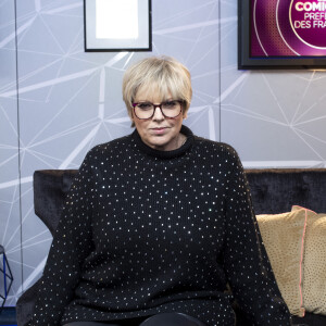 Exclusif - Laurence Boccolini - Backstage de l'enregistrement de l'émission "Les comiques préférés des français" au Palais des Sports (Dôme de Paris) à Paris, qui sera diffusée le 17 avril sur France 2 © Pierre Perusseau / Bestimage 