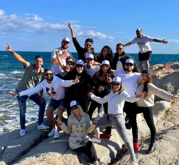 Plusieurs anciens candidats de "Mariés au premier regard" réunis pour un week-end en Corse - Instagram