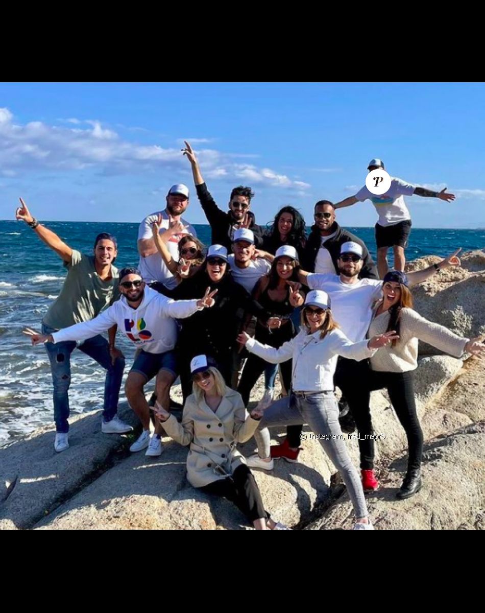 Plusieurs anciens candidats de "Mariés au premier regard" réunis pour un week-end en Corse - Instagram