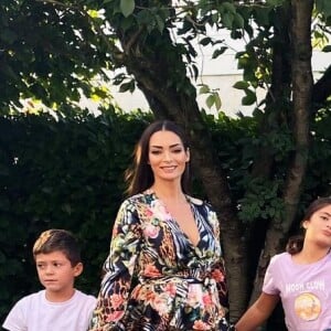 Emilie Nef Naf, ancienne star de télé-réalité désormais maman de deux enfants, Maëlla et Menzo.