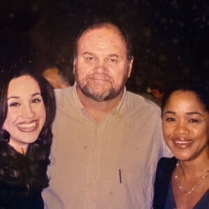 Photo souvenir de Meghan Markle avec sa mère Doria Ragland et son père Thomas Markle, dévoilée dans un documentaire diffusé sur Channel 5.