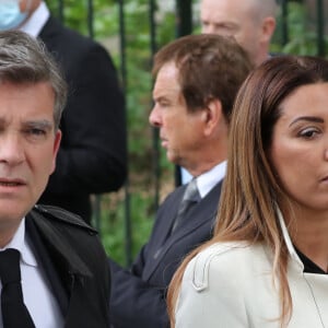 Arnaud Montebourg et Amina Walter - Hommage à Guy Bedos en l'église de Saint-Germain-des-Prés à Paris le 4 juin 2020.